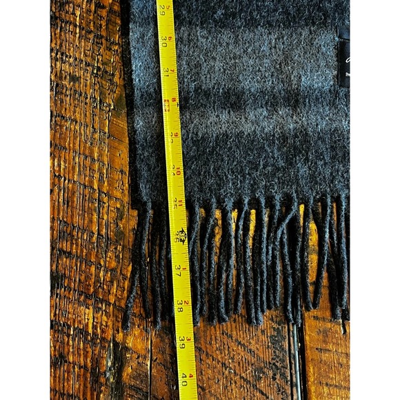 Gilded Age 100% Premium Quality Wool Scarf - Picture 6 of 10